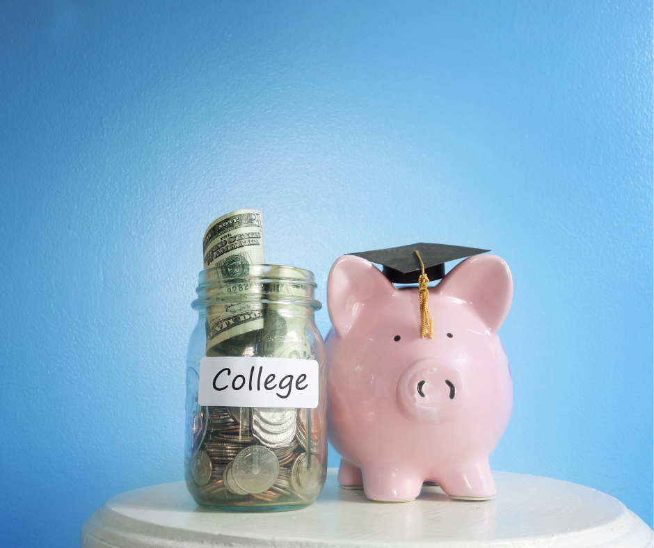 Photo of piggy bank with graduation cap next to jar full of coins and bills